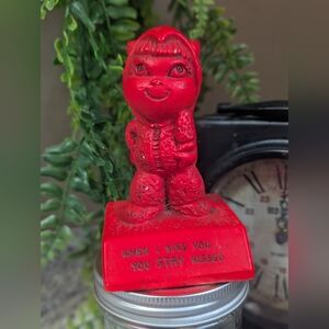 Vintage 1973 Paula Collectible Resin Red Figurine - Stay Kissed